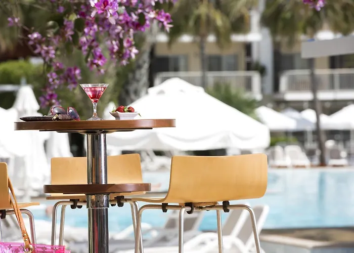 Hotel Barut B 4*
