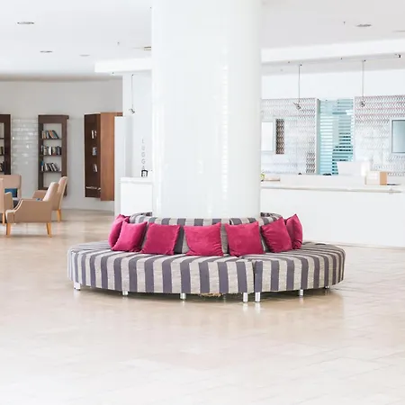 Barut B Курортный комплекс 4*