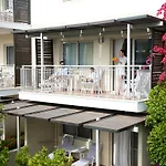 Hotel Barut B Side
