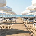 Hotel Barut B Side